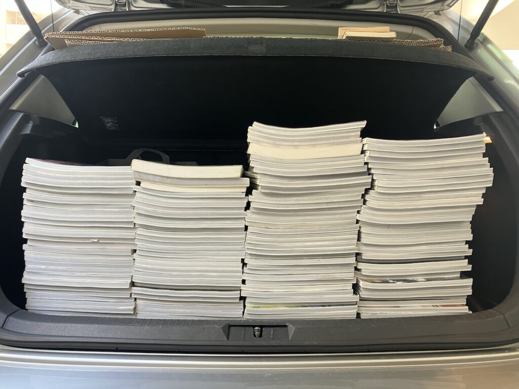 二日市での出張買取で引き取った値段がつかない本の束